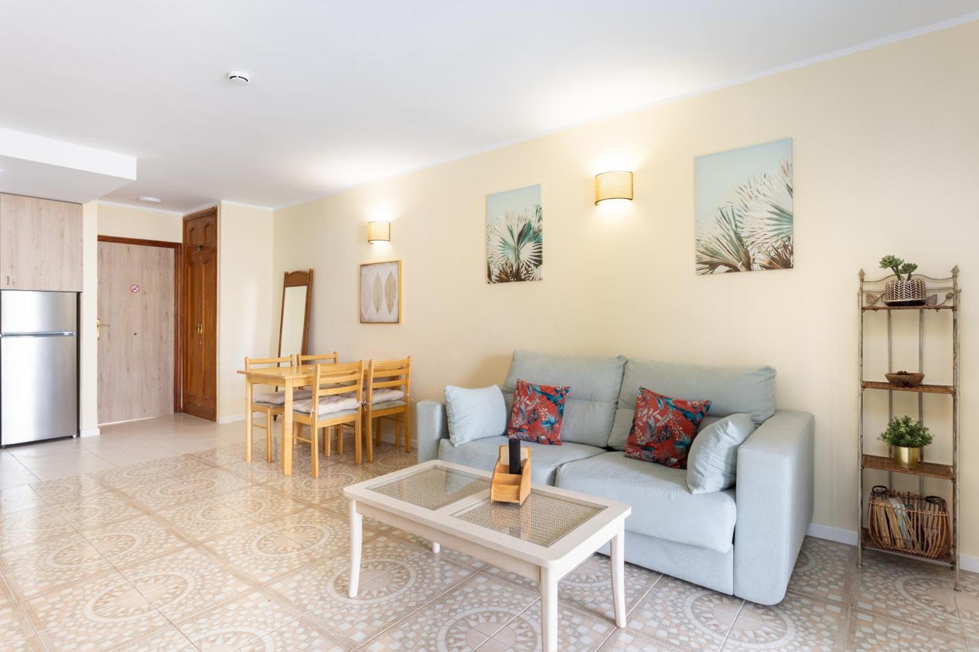 Private Garden Two Bedroom At Fairways Club